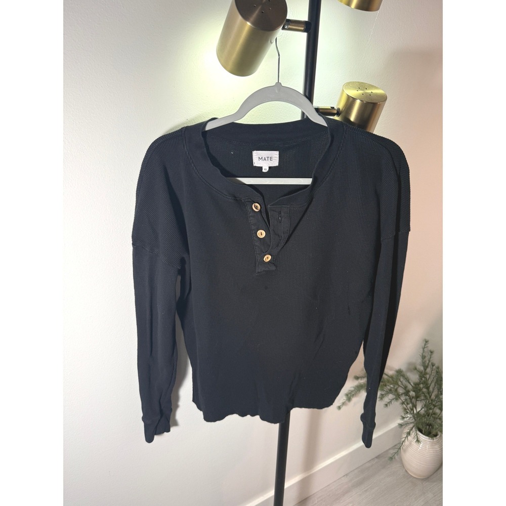 MATE Henley classic black buttons XS/S waffle basics cold base layering euc top